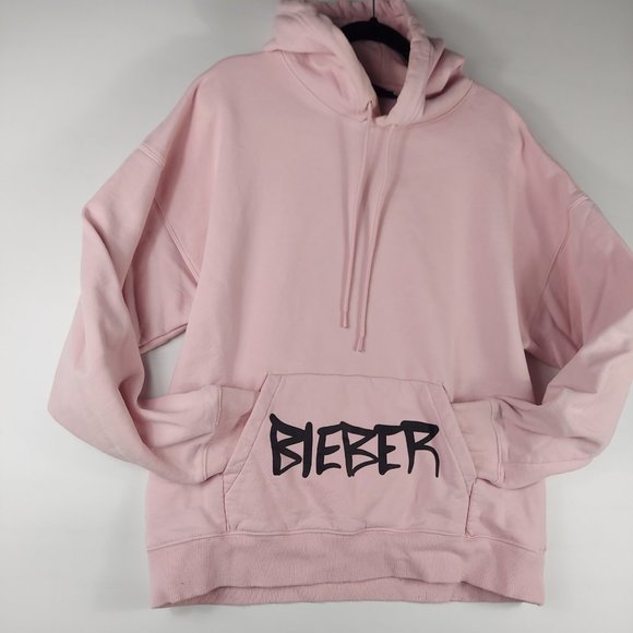 Pink Justin Bieber changes hoodie duck - Picture 2 of 11